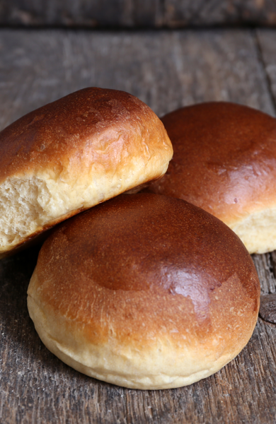 Afbeelding van Zachte Witte Broodjes bolletjes (per 5 stuks)