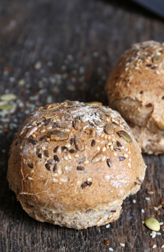 Toon details van Bruin Desem Spelt Zadenbroodjes hard (per 5 stuks) Afbeeldingen van Bruin Desem Spelt Zadenbroodjes hard (per 5 stuks)